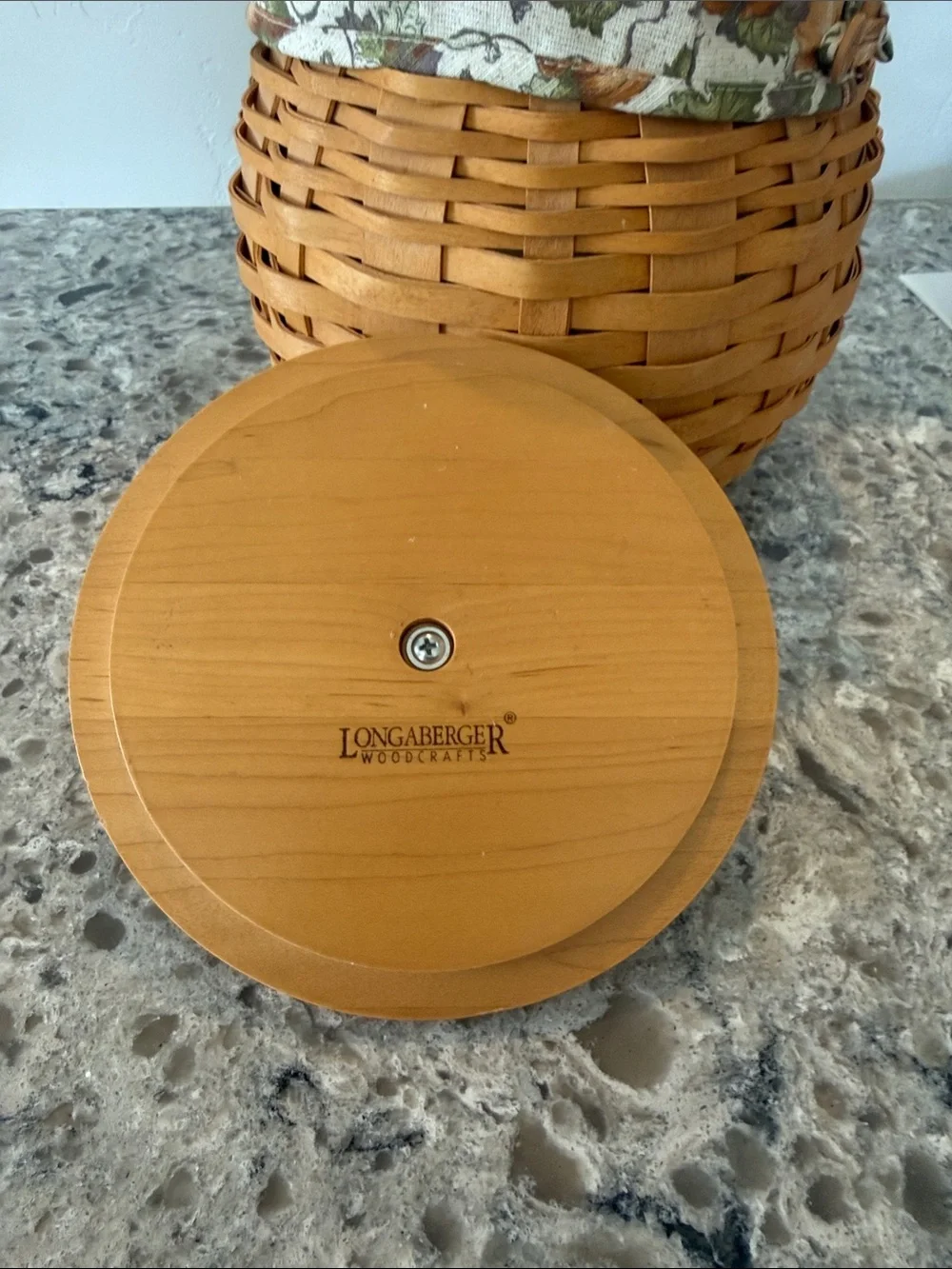Longaberger Rare Pumpkin-Accent Basket with plastic insert & pumpkin print liner